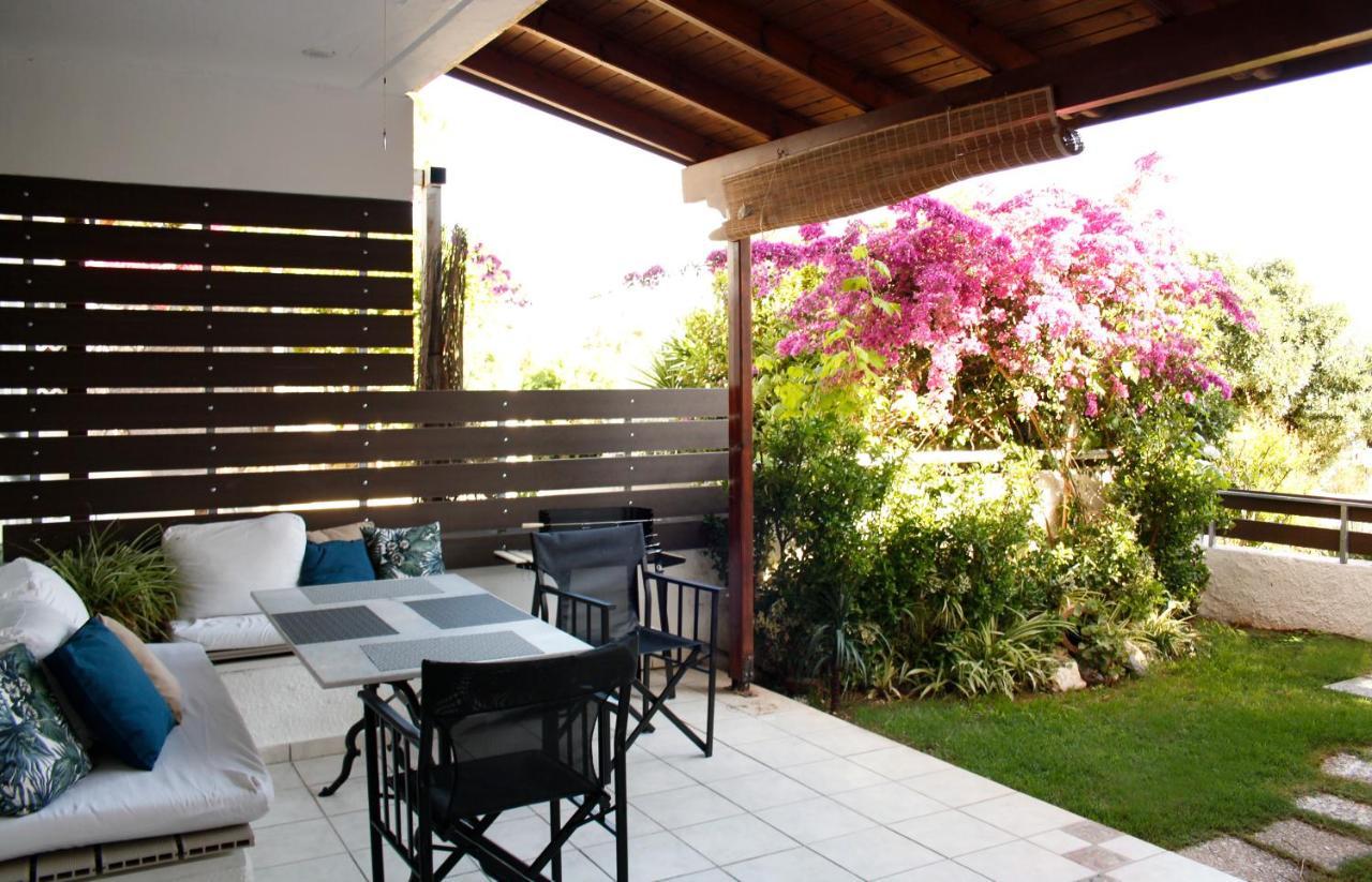 Beachfront Garden Apartment- Atlas Complex Loutraki  Luaran gambar
